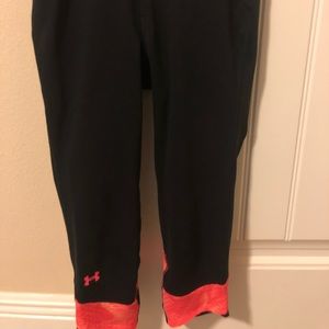Women’s under armor crop leggings
